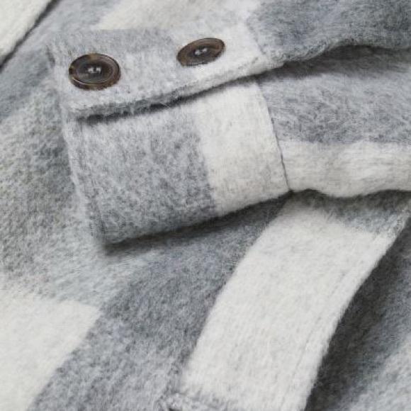 H&M Oversized Coat Size L - Picture 3 of 6